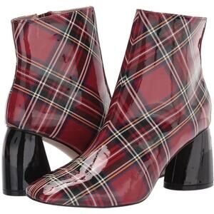 Betsey Johnson Regie Red Tartan Plaid Boots Booties Sz 6.5 Wet Look Chunky Heel